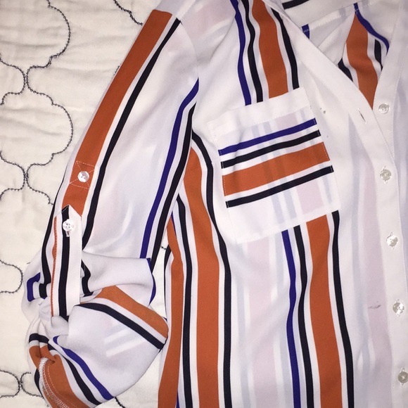 Express button down top - Picture 5 of 6